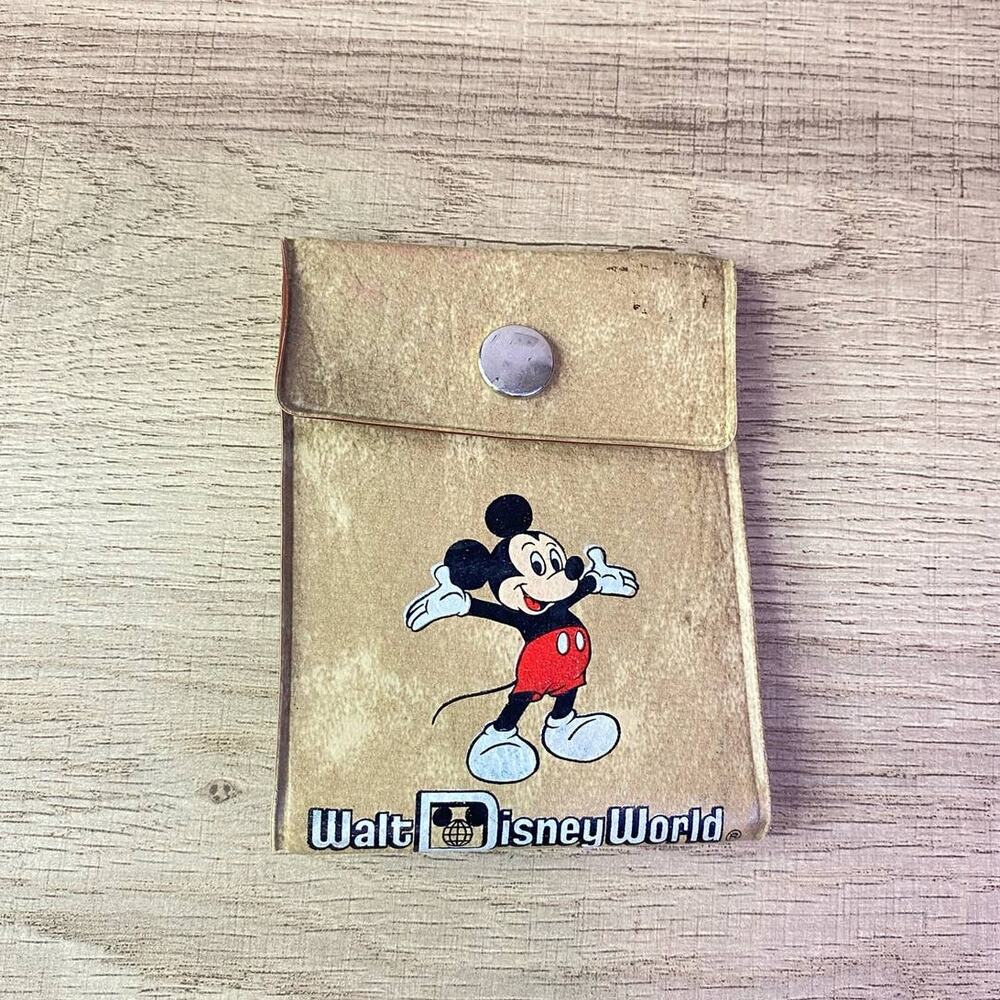 1980’s Walt Disney World Mickey Vintage Vinyl Folding Wallet -Souvenir